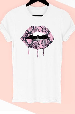 Drooling Snake Lips Graphic T-shirt